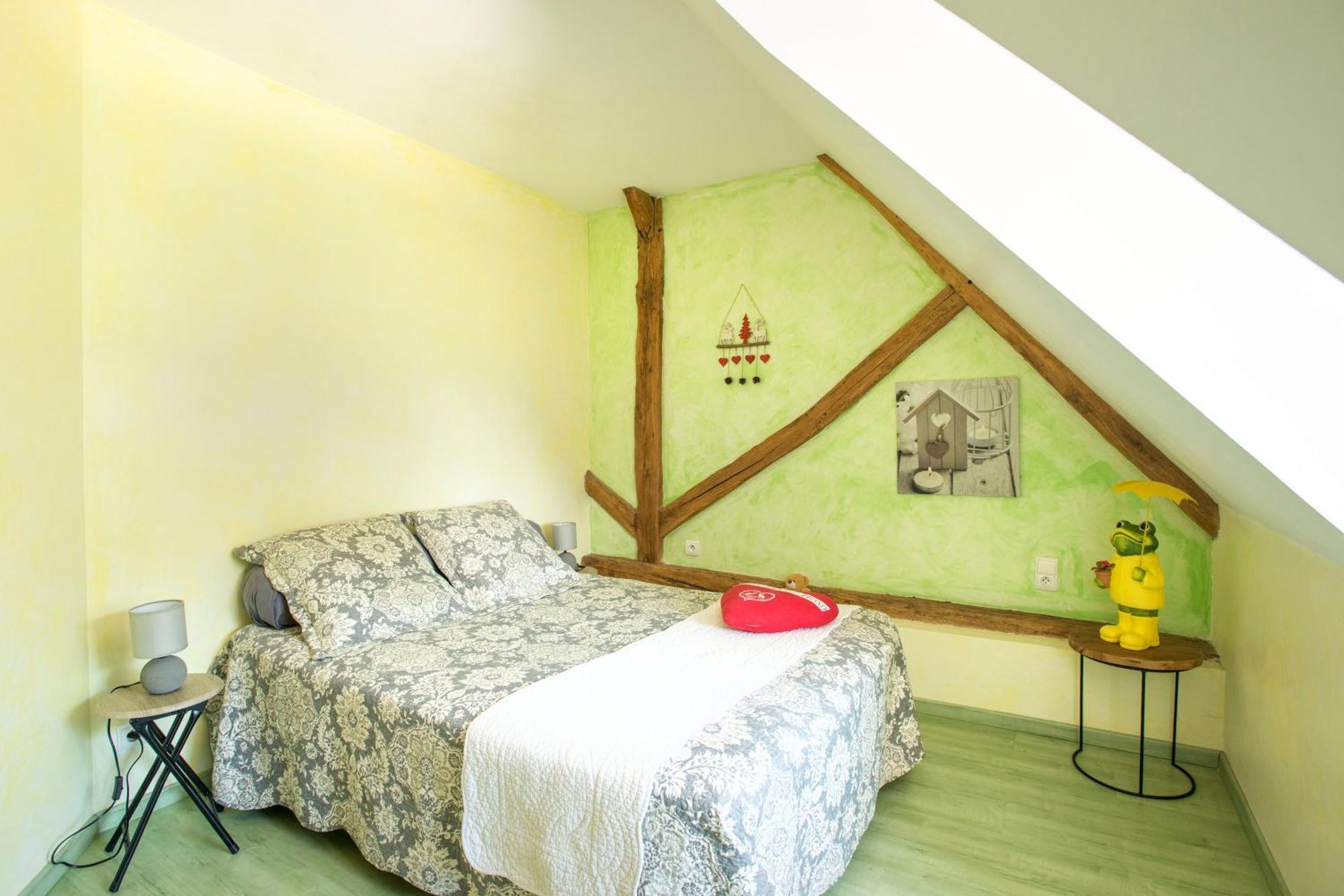 La Maison Du Bonheur Saint-Martin-en-Bresse Bagian luar foto